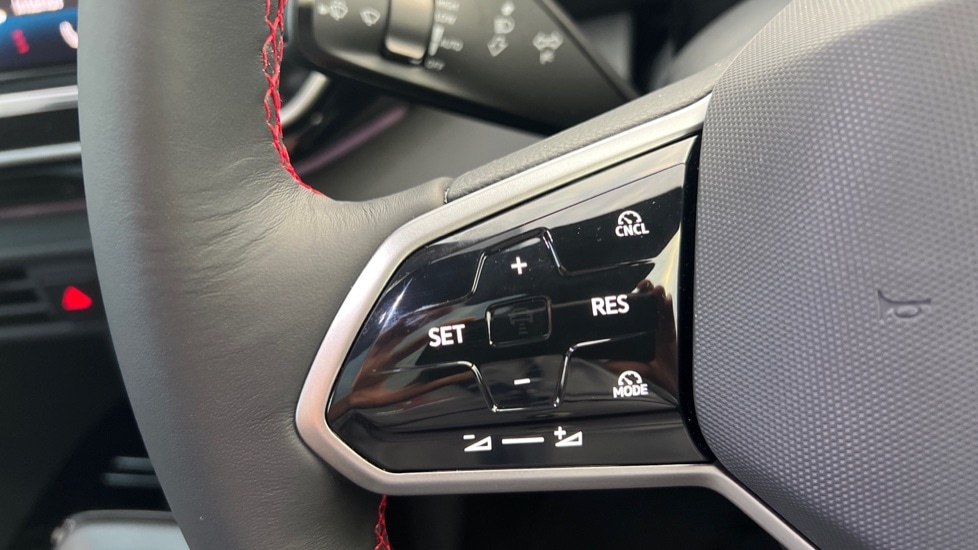 Used Volkswagen ID.4 2025 for sale - 76873985: Photo 30