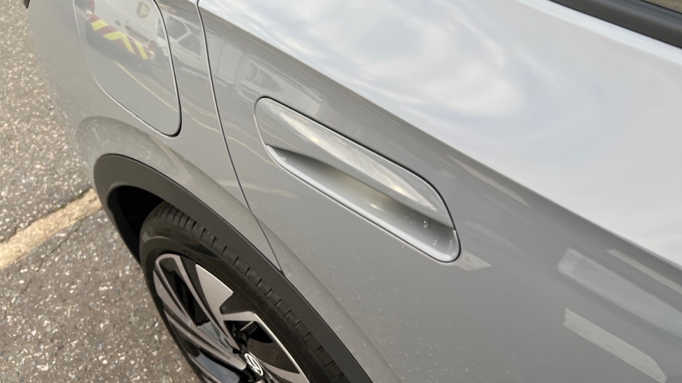 Used Volkswagen ID.4 2025 for sale - 76873985: Photo 55