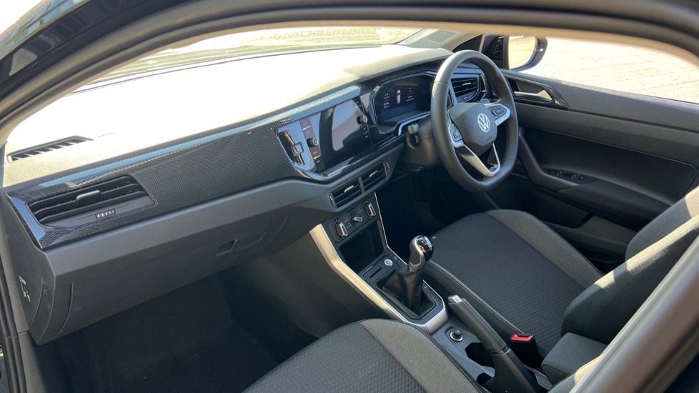 Used Volkswagen Taigo 2025 for sale - 76870576: Photo 2