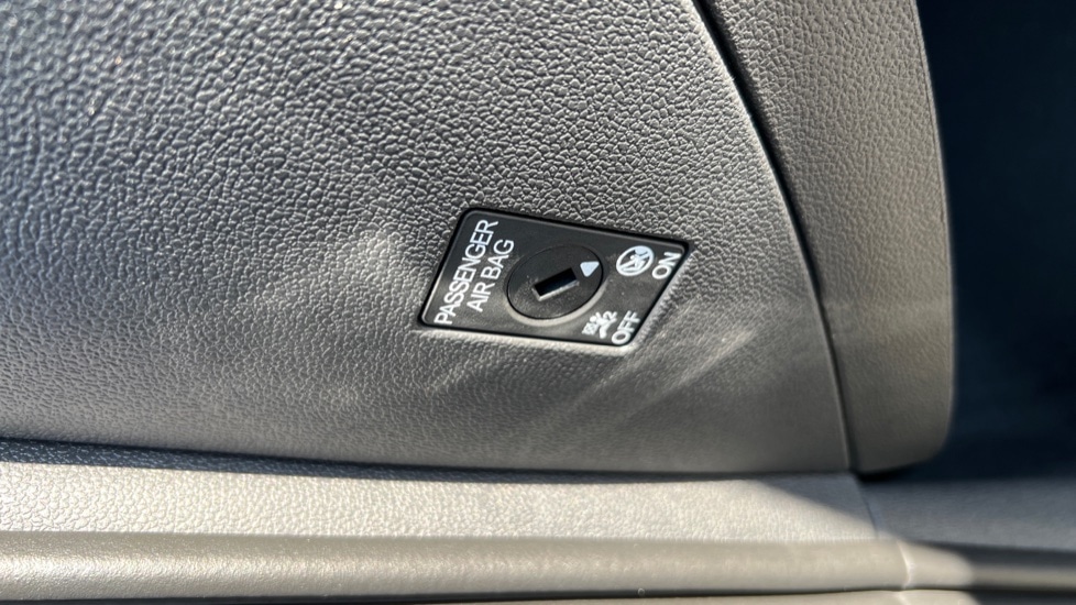 Used Volkswagen Taigo 2025 for sale - 76870576: Photo 42