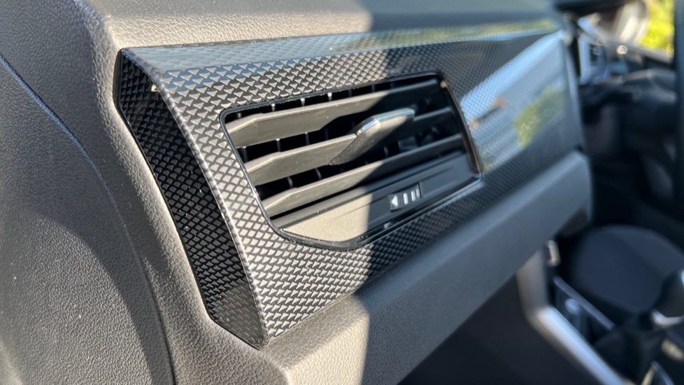 Used Volkswagen Taigo 2025 for sale - 76870576: Photo 43