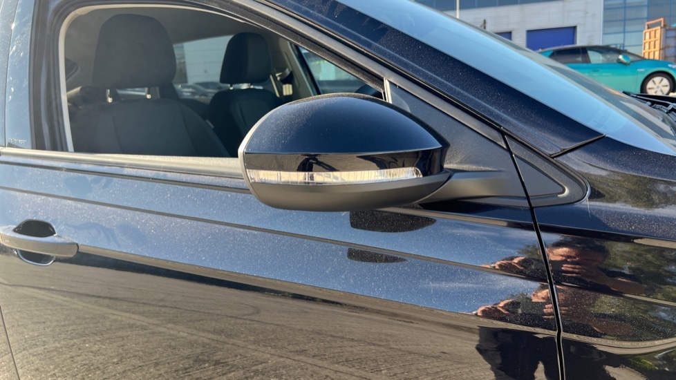 Used Volkswagen Taigo 2025 for sale - 76870576: Photo 52