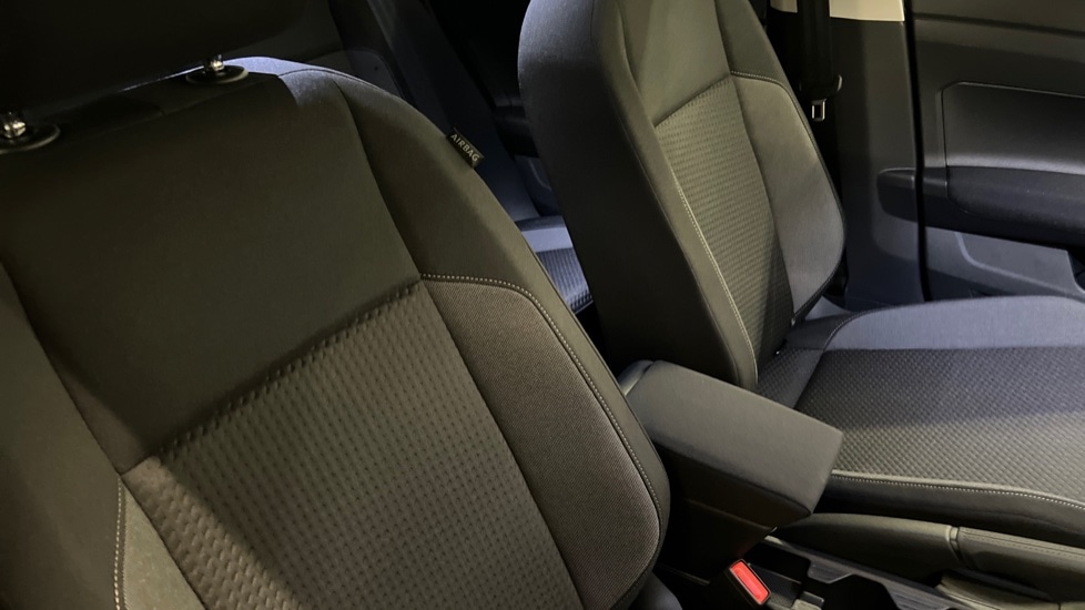 Used Volkswagen Taigo 2025 for sale - 76869420: Photo 35