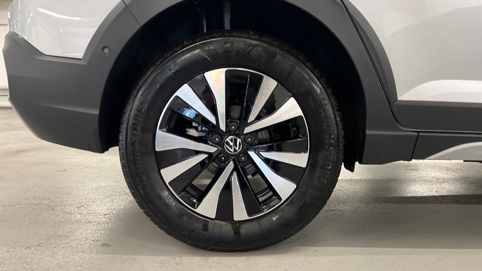 Used Volkswagen Taigo 2025 for sale - 76869420: Photo 5