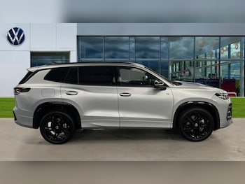 Used Volkswagen Touran 2025 for sale - 76872834: Photo