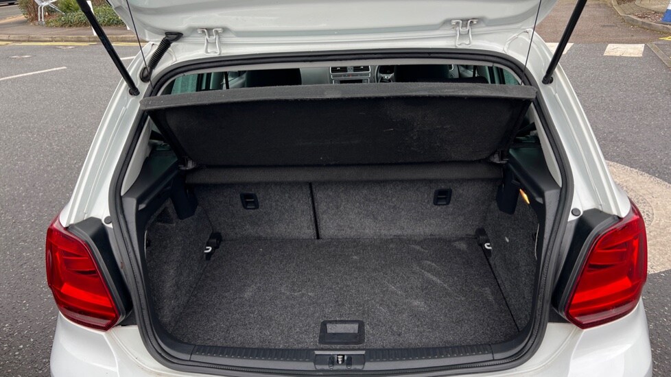 Used Volkswagen Polo 2016 for sale - 76999258: Photo 16