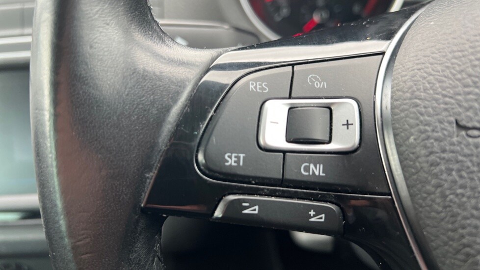 Used Volkswagen Polo 2016 for sale - 76999258: Photo 30