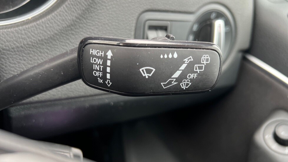 Used Volkswagen Polo 2016 for sale - 76999258: Photo 33