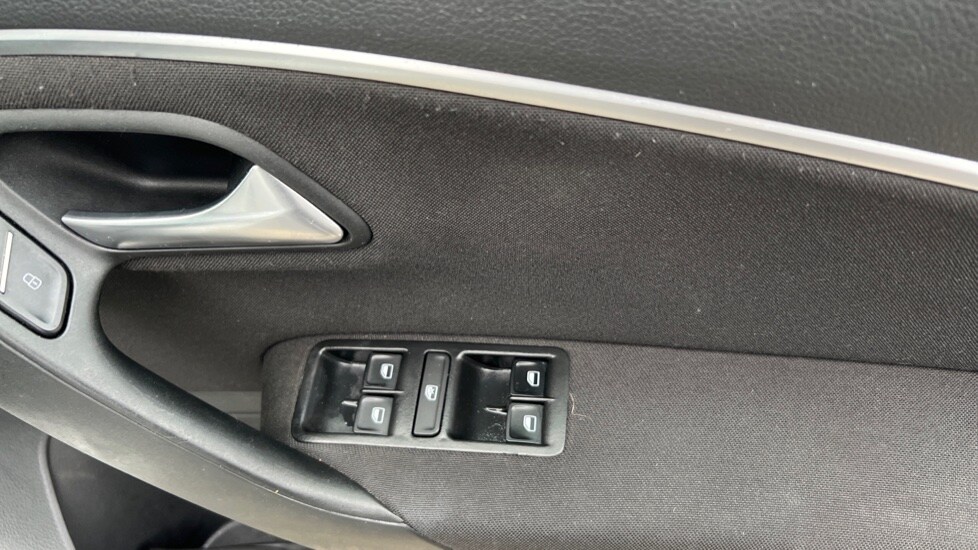 Used Volkswagen Polo 2016 for sale - 76999258: Photo 37