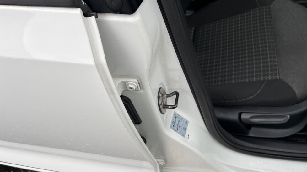 Used Volkswagen Polo 2016 for sale - 76999258: Photo 40