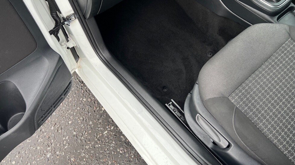 Used Volkswagen Polo 2016 for sale - 76999258: Photo 42