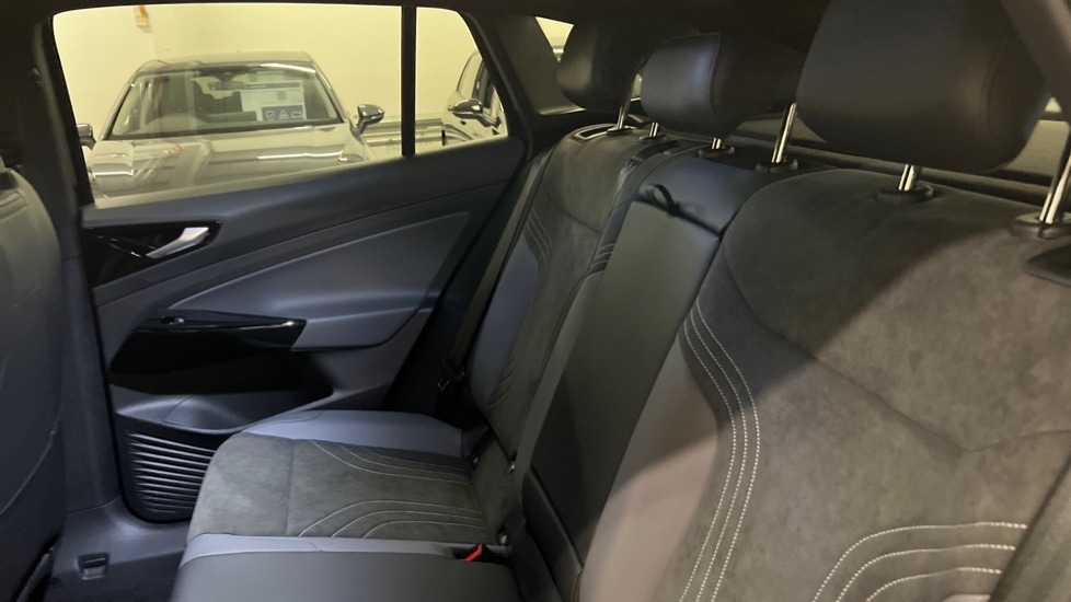 Used Volkswagen ID.4 2025 for sale - 76869423: Photo 15