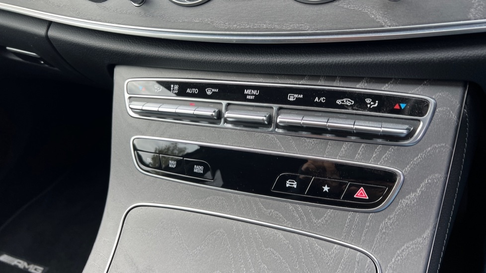 Used Mercedes-Benz E Class 2022 for sale - 76328338: Photo 38
