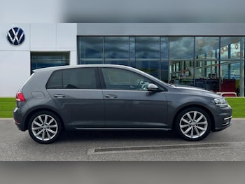 Used Volkswagen Golf 2018 for sale - 75484562: Photo