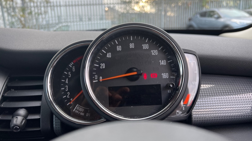 Used MINI Hatch 2019 for sale - 77060642: Photo 13