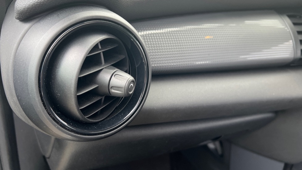 Used MINI Hatch 2019 for sale - 77060642: Photo 47