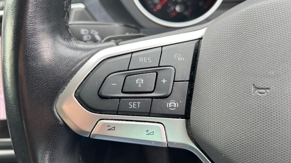 Used Volkswagen Tiguan 2022 for sale - 76112047: Photo 31