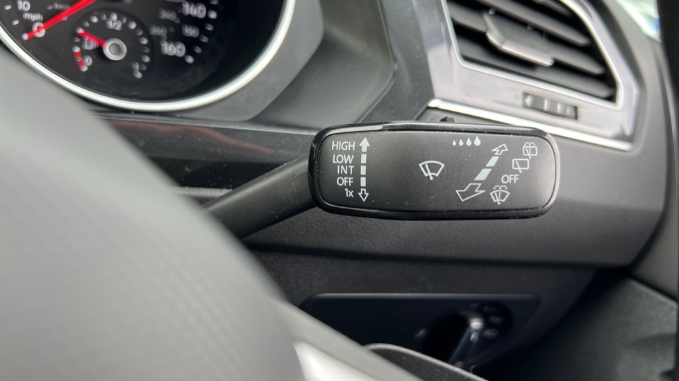Used Volkswagen Tiguan 2022 for sale - 76112047: Photo 32