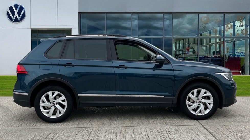 Used Volkswagen Tiguan 2022 for sale - 76112047: Photo 4