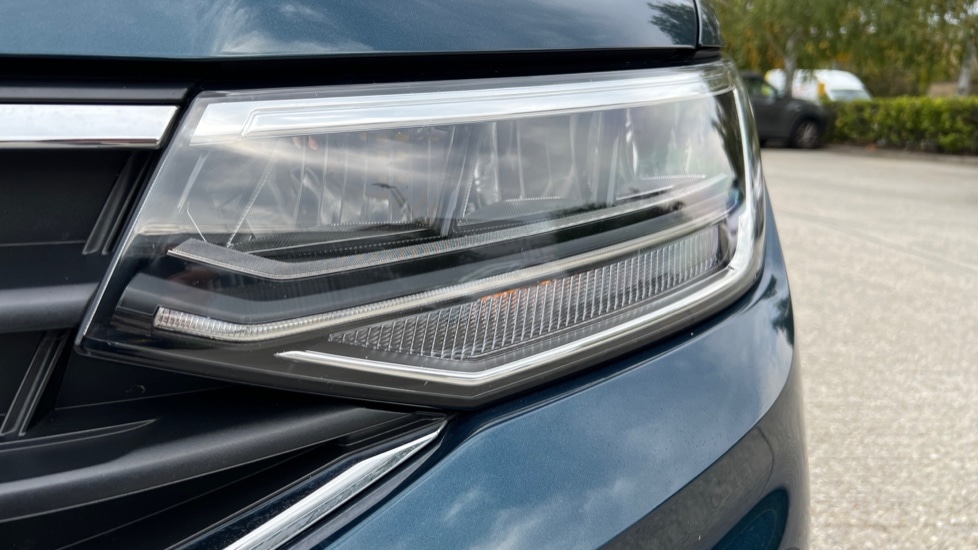 Used Volkswagen Tiguan 2022 for sale - 76112047: Photo 42