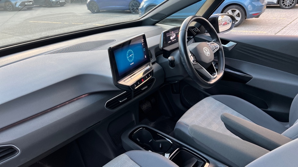 Used Volkswagen ID.3 2021 for sale - 76847079: Photo 2