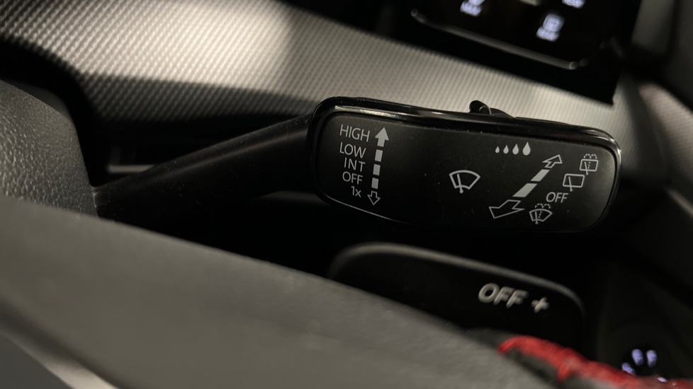 Used Volkswagen Golf 2025 for sale - 76842189: Photo 33