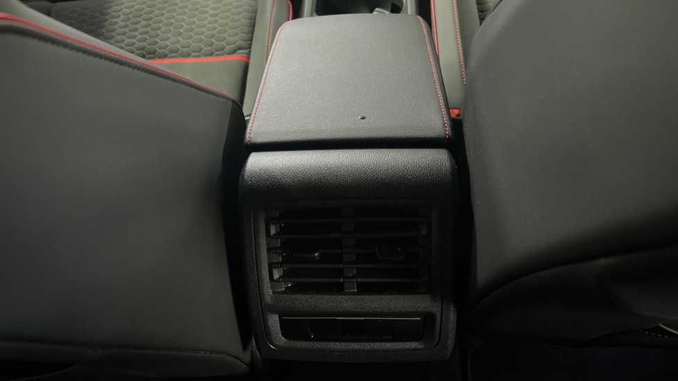 Used Volkswagen Golf 2025 for sale - 76842189: Photo 34