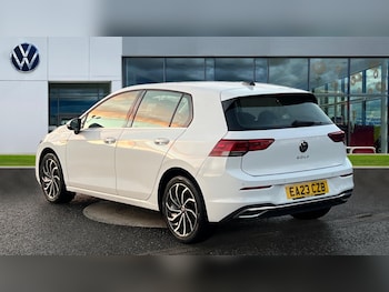 Used Volkswagen Golf 2023 for sale - 76874838: Photo