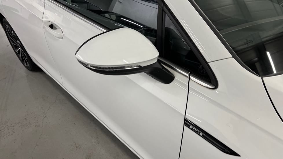 Used Volkswagen Golf 2023 for sale - 76874838: Photo 48