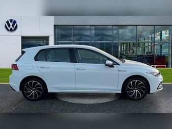 Used Volkswagen Golf 2023 for sale - 76874838: Photo