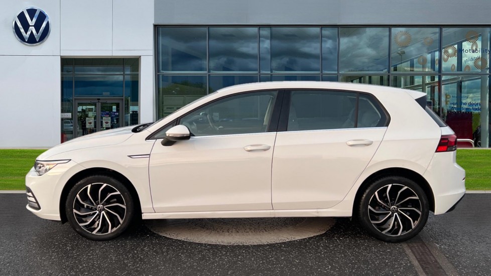 Used Volkswagen Golf 2023 for sale - 76874838: Photo 9