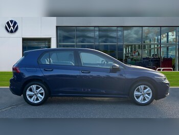Used Volkswagen Golf 2023 for sale - 75484536: Photo
