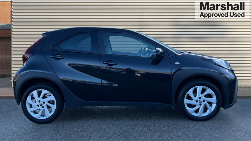 Used Toyota Aygo X 2022 for sale - 76966560: Photo 2