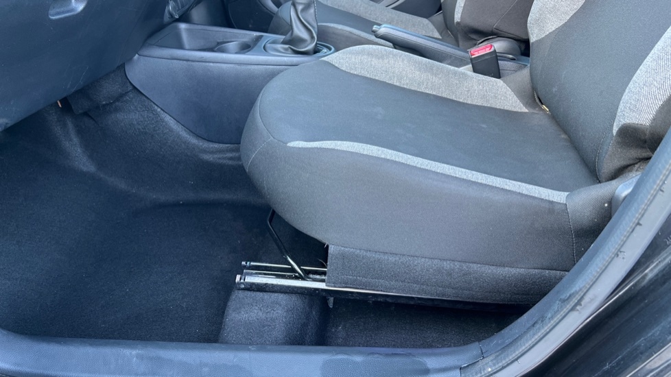 Used Toyota Aygo X 2022 for sale - 76966560: Photo 32