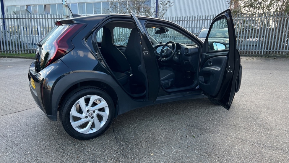 Used Toyota Aygo X 2022 for sale - 76966560: Photo 67