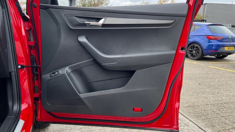 Used Skoda Karoq 2024 for sale - 76183917: Photo 30