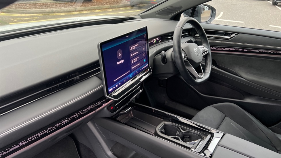 Used Volkswagen ID.7 2024 for sale - 76873549: Photo 2