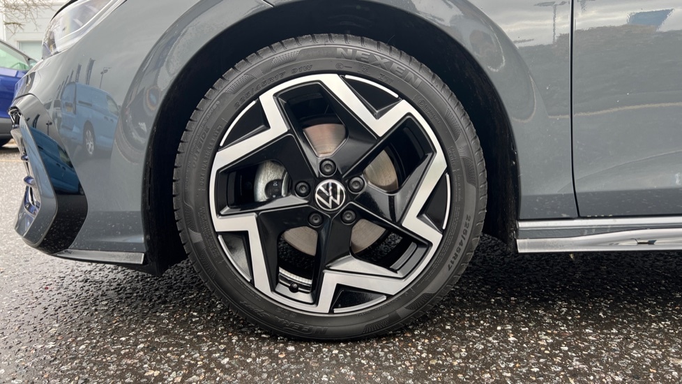 Used Volkswagen Golf 2025 for sale - 76873523: Photo 18