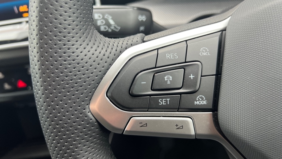 Used Volkswagen Golf 2025 for sale - 76873523: Photo 30