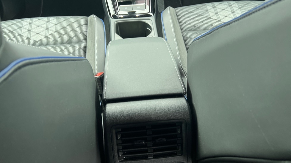 Used Volkswagen Golf 2025 for sale - 76873523: Photo 34