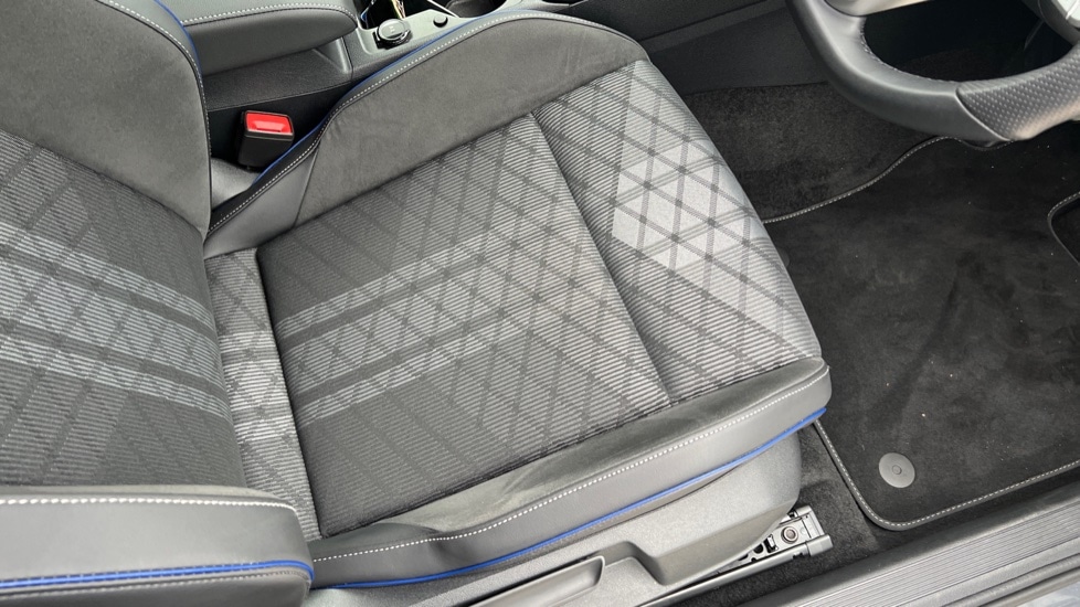 Used Volkswagen Golf 2025 for sale - 76873523: Photo 39