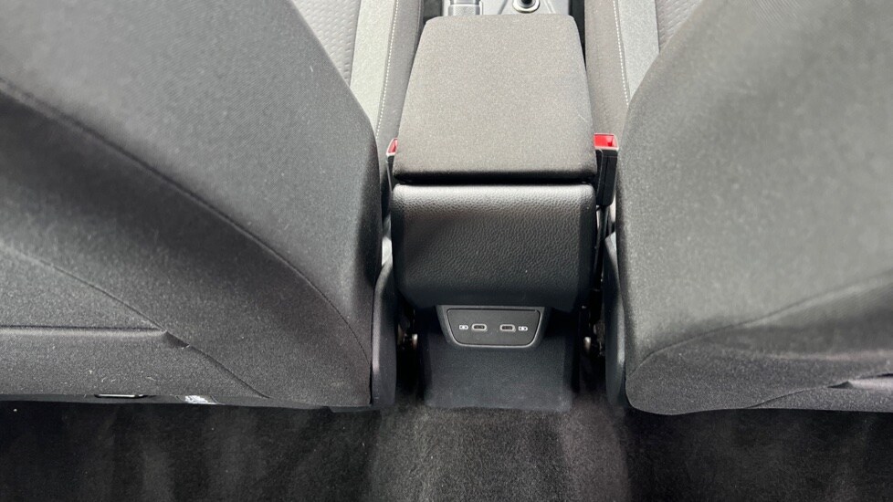 Used Volkswagen Polo 2024 for sale - 77021874: Photo 34