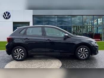 Used Volkswagen Polo 2024 for sale - 77021874: Photo