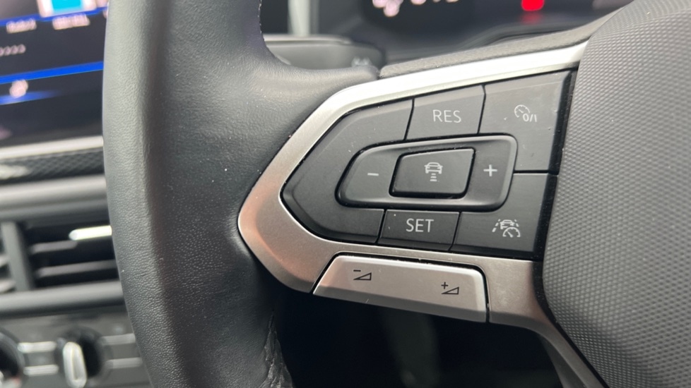 Used Volkswagen Polo 2024 for sale - 76954216: Photo 30