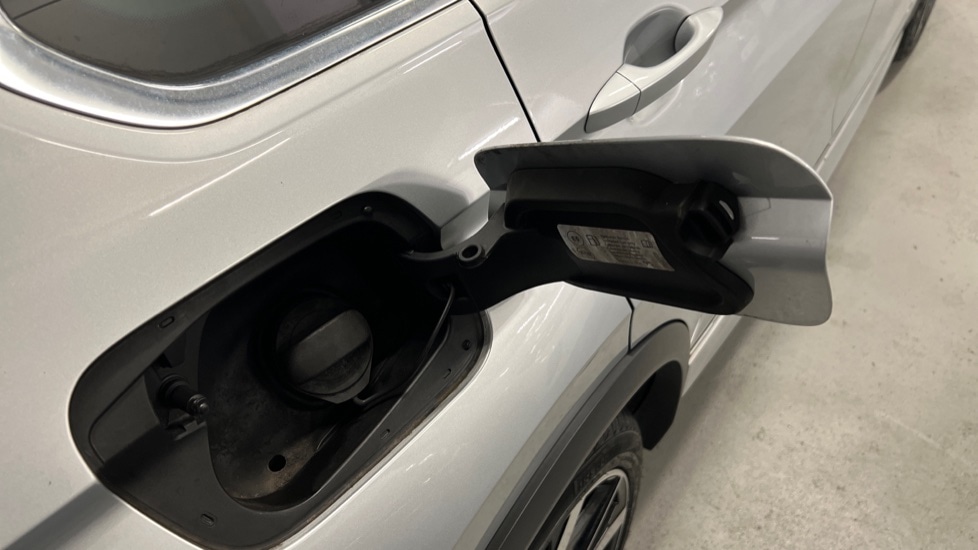 Used Volkswagen Tiguan 2020 for sale - 76954350: Photo 29