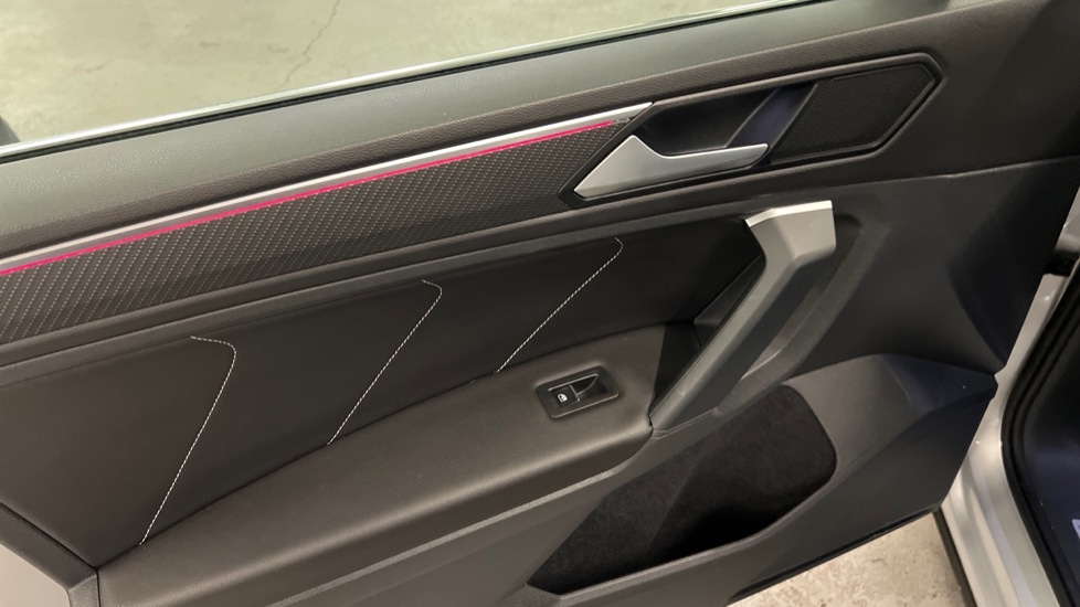 Used Volkswagen Tiguan 2020 for sale - 76954350: Photo 41