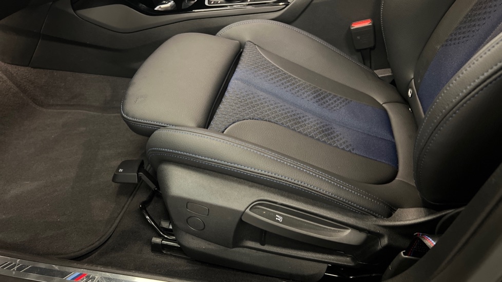 Used BMW 2 Series 2024 for sale - 76130850: Photo 32