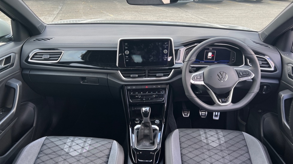 Used Volkswagen T-Roc 2025 for sale - 76025312: Photo 12