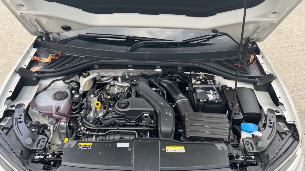 Used Volkswagen T-Roc 2025 for sale - 76025312: Photo 17