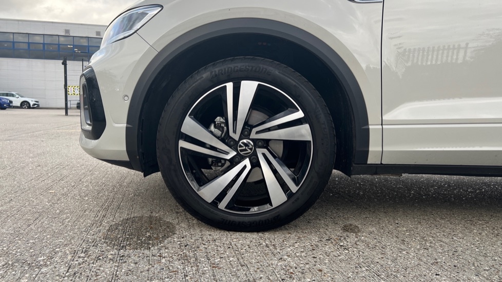 Used Volkswagen T-Roc 2025 for sale - 76025312: Photo 18